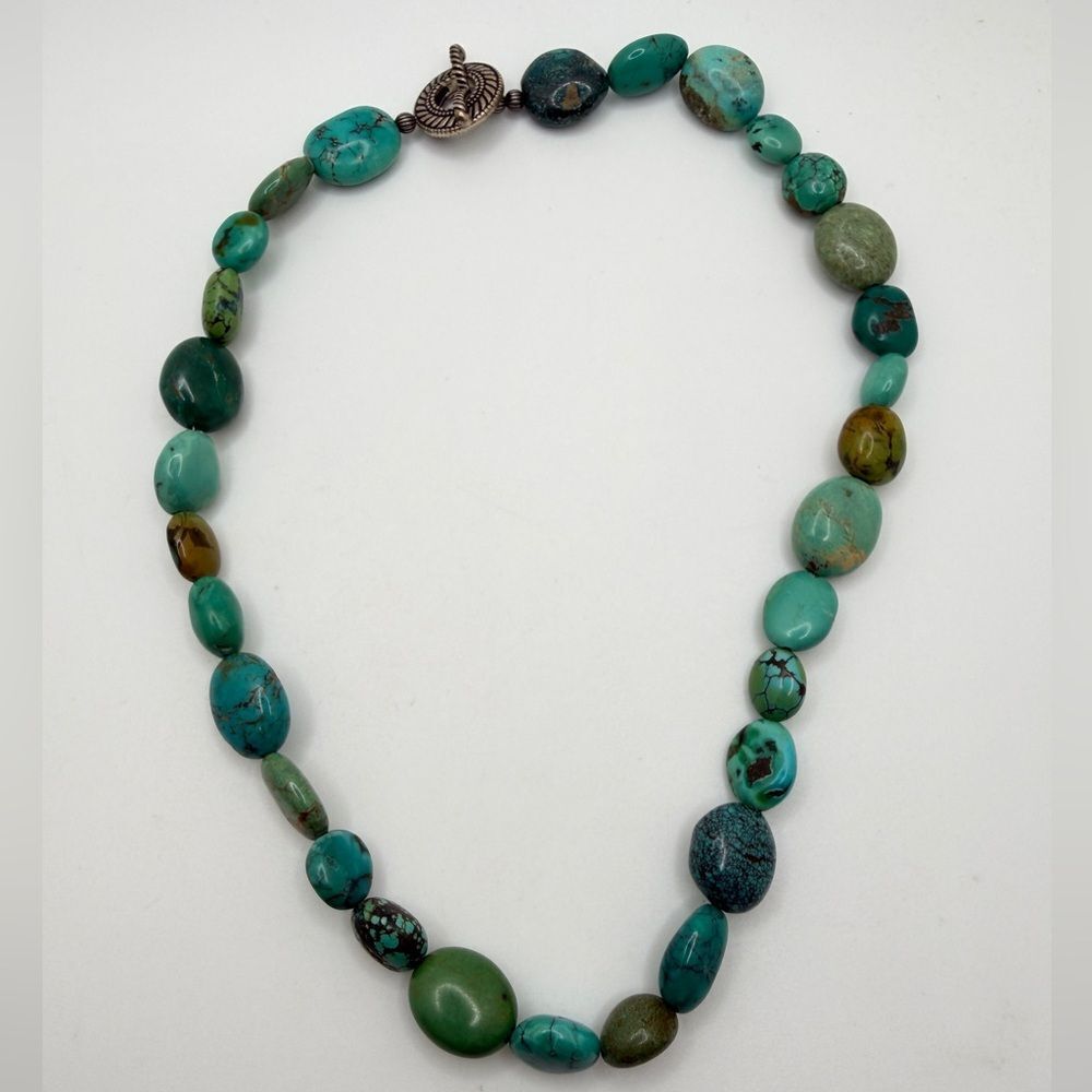 16" Turquoise beaded necklace with sterling silver toggle clasp!